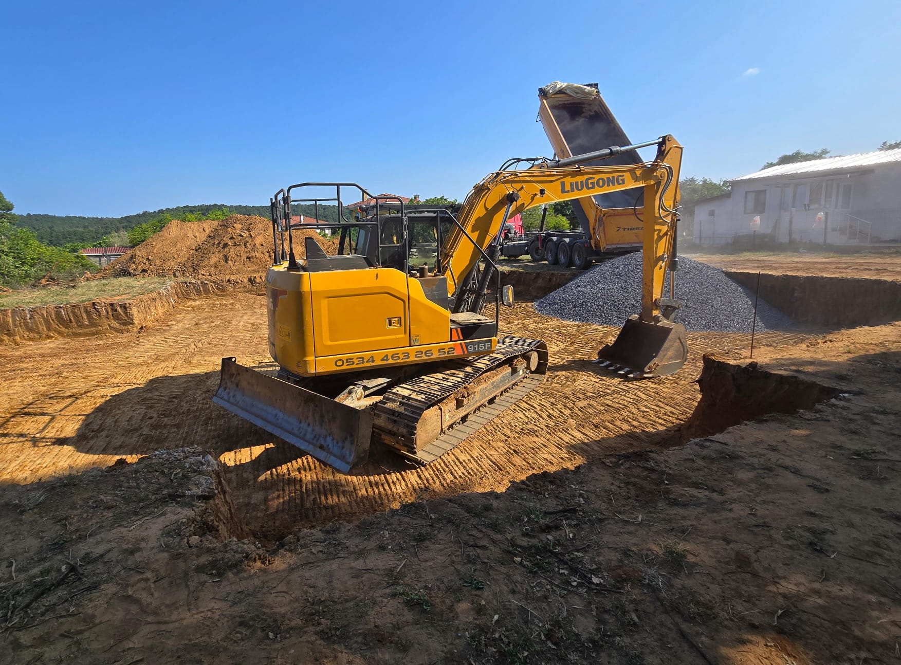 Liugong Ekskavatör Kiralık